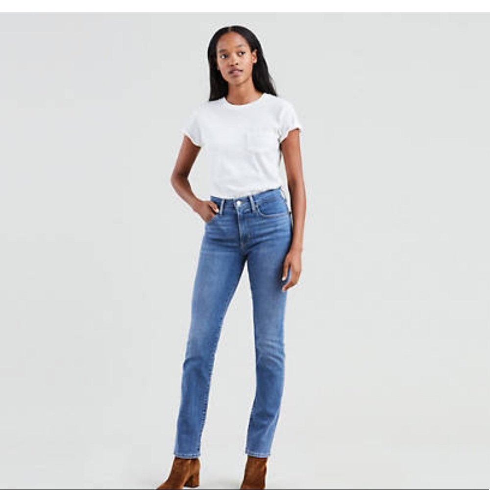 NWT Levi’s 724 high rise straight jeans